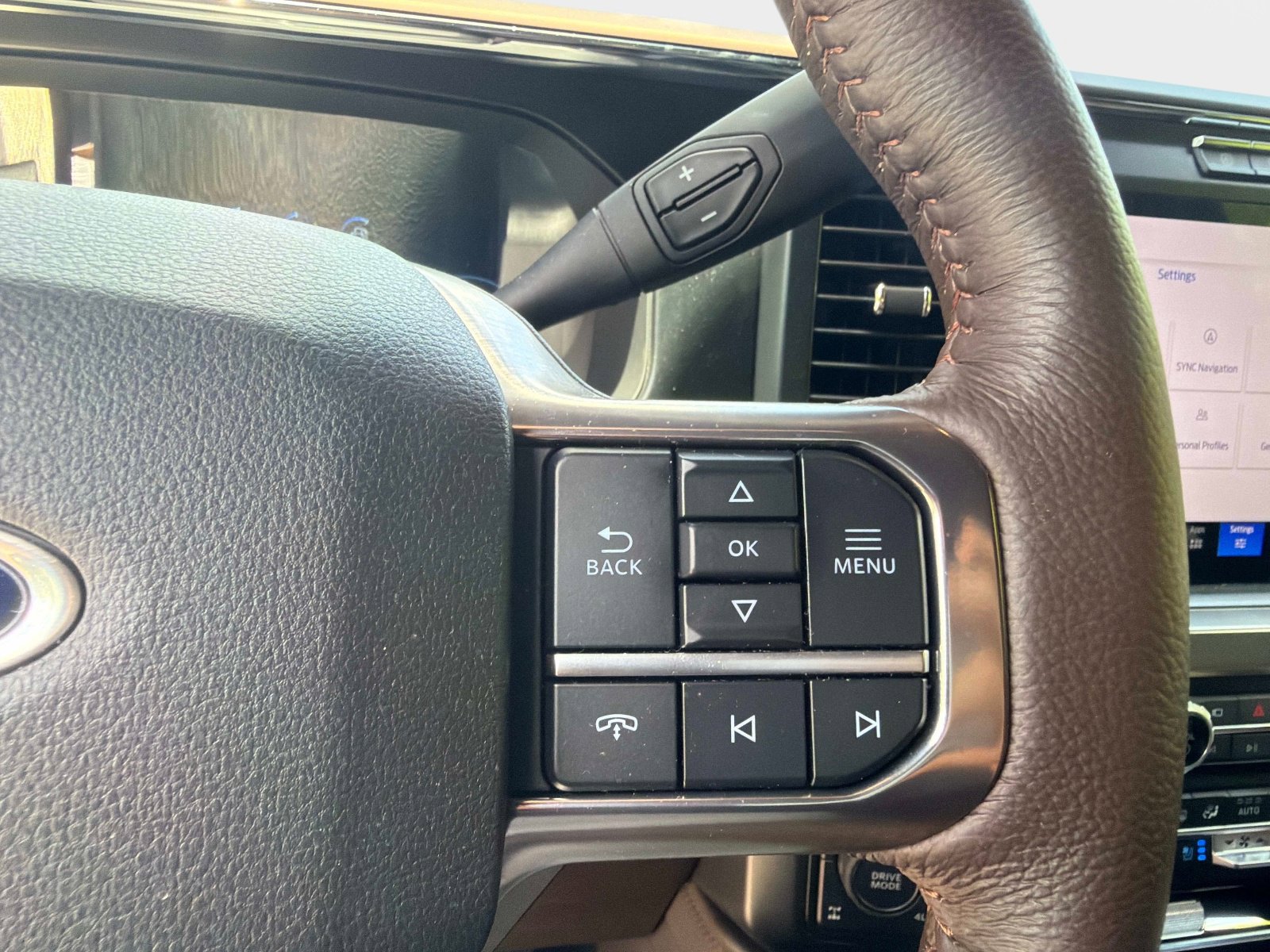Used 2025 Ford F350 King Ranch AWD/4WD image 28