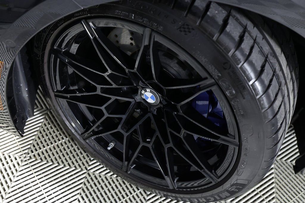 Used 2025 BMW M3 Base w/ Executive Package image 48