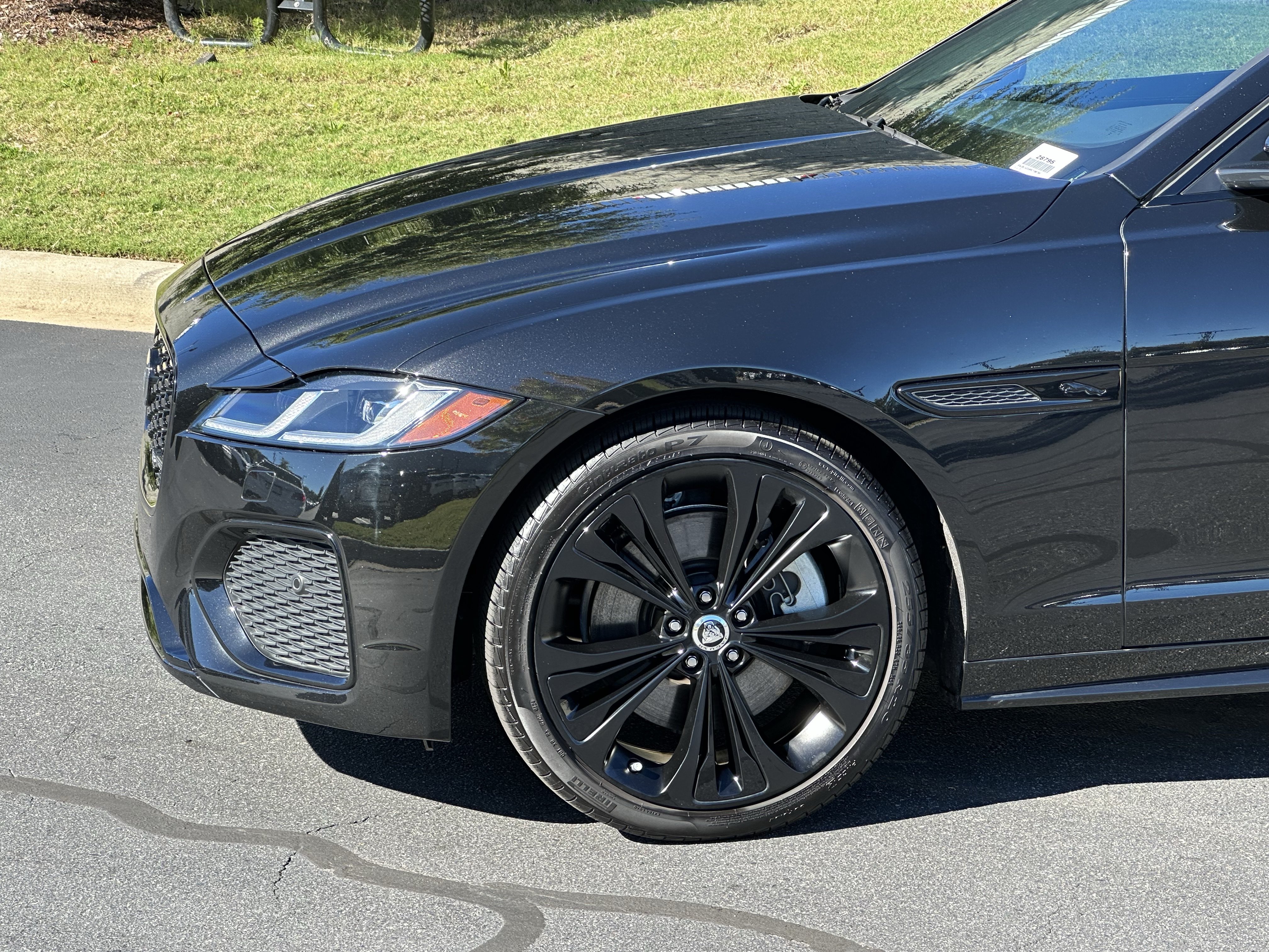 Certified 2024 Jaguar XF R-Dynamic SE AWD/4WD image 12