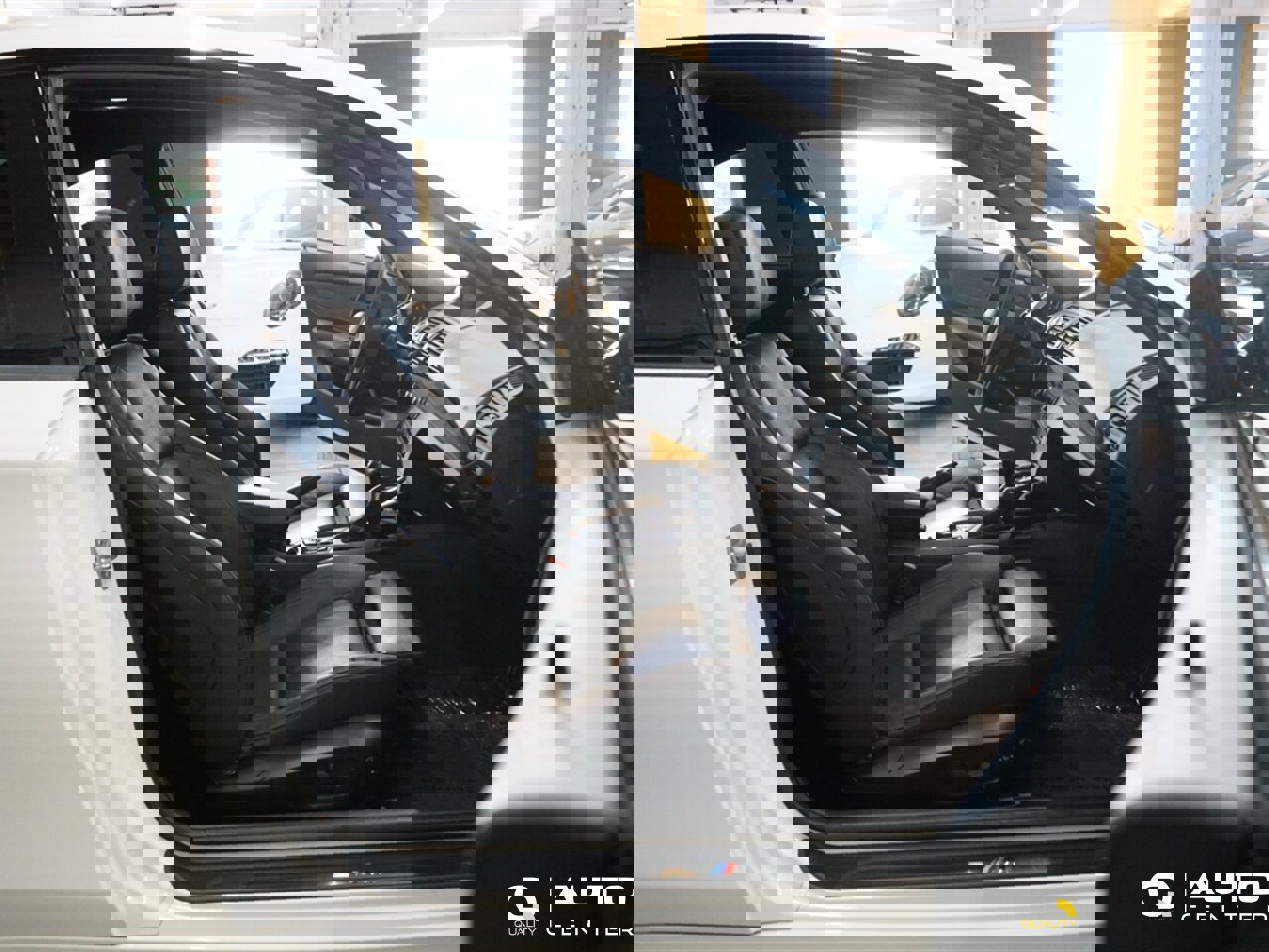 Used 2011 BMW 1 Series M image 32