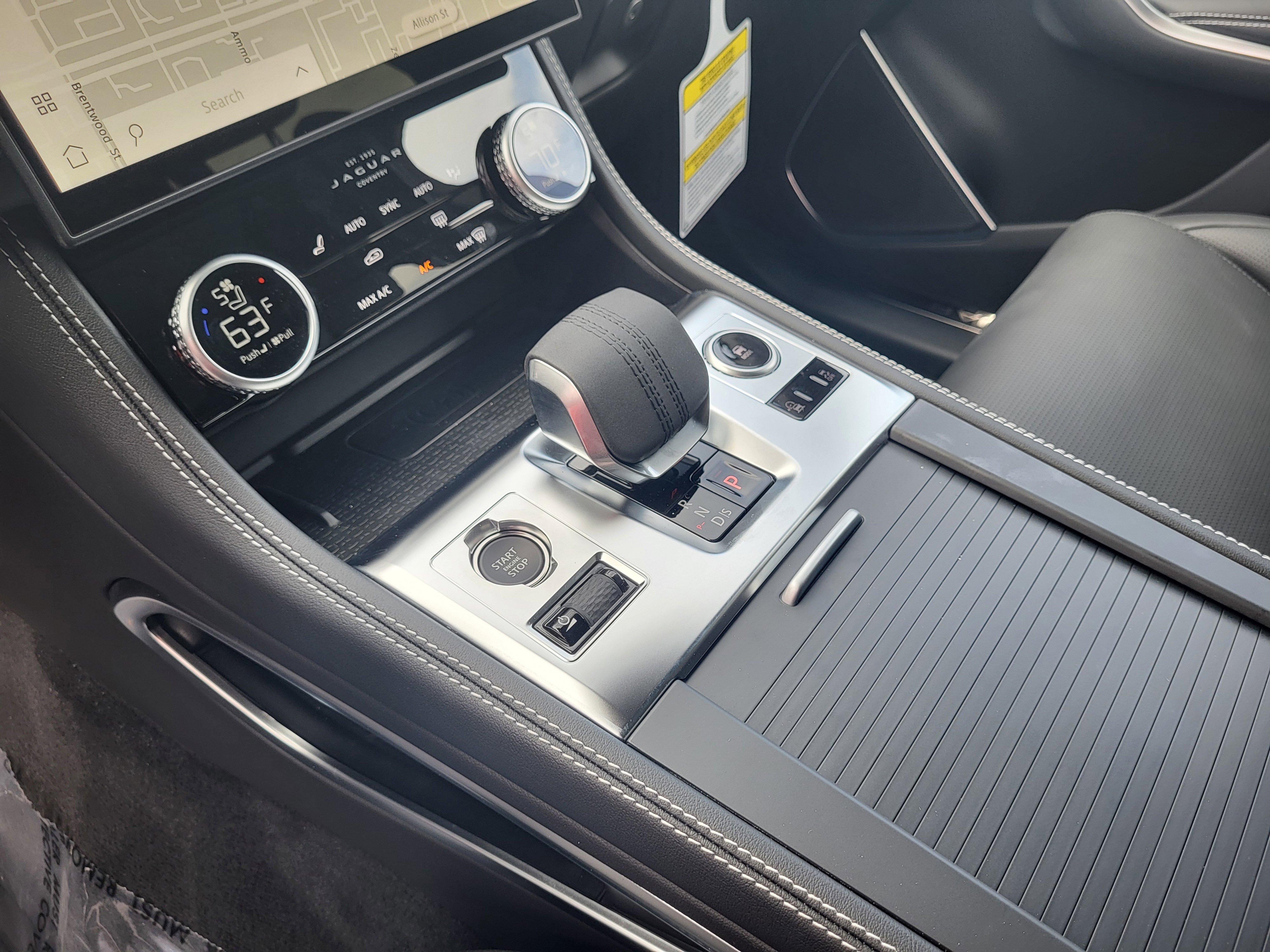 New 2026 Jaguar F-PACE R-Dynamic S image 15