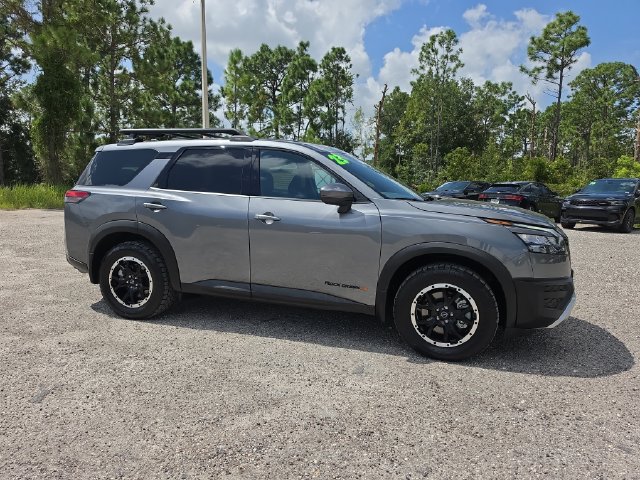 Used 2023 Nissan Pathfinder Rock Creek AWD/4WD image 2