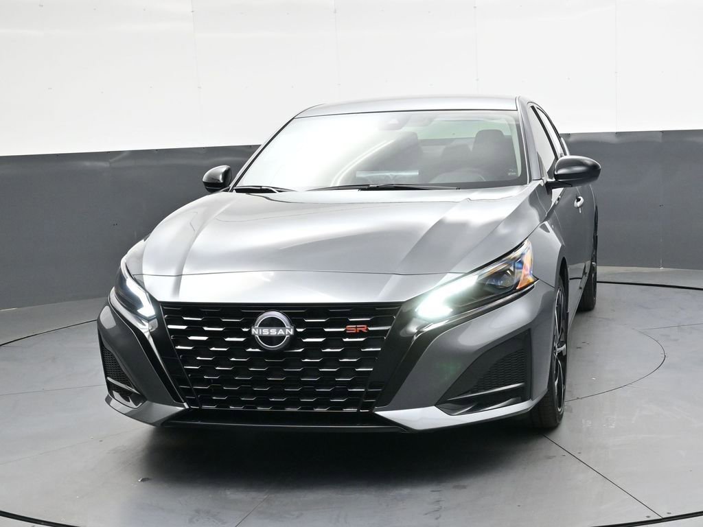 New 2026 Nissan Altima 2.5 SR image 9