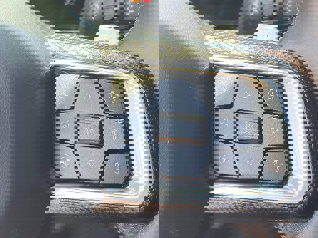 Used 2024 Ford Mustang GT Premium image 18