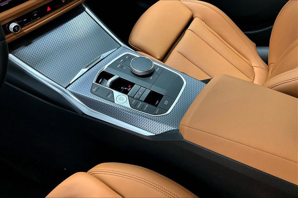 New 2025 BMW 330i Sedan RWD image 21