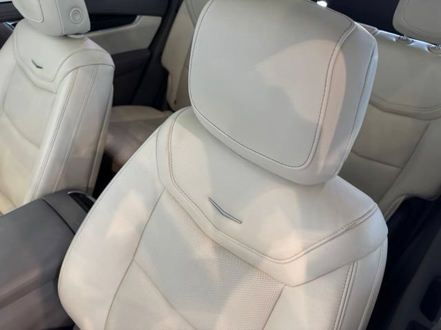 Used 2020 Cadillac XT6 Premium Luxury AWD/4WD image 7