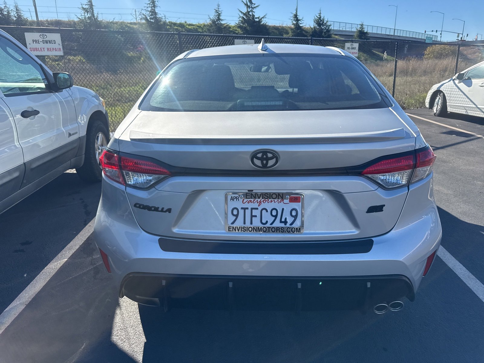 Certified 2025 Toyota Corolla SE image 3