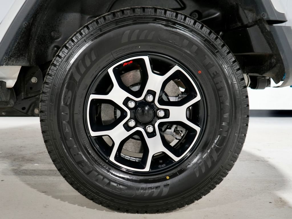 Used 2021 Jeep Wrangler Unlimited Rubicon 4xe w/ Steel Bumper Group image 32