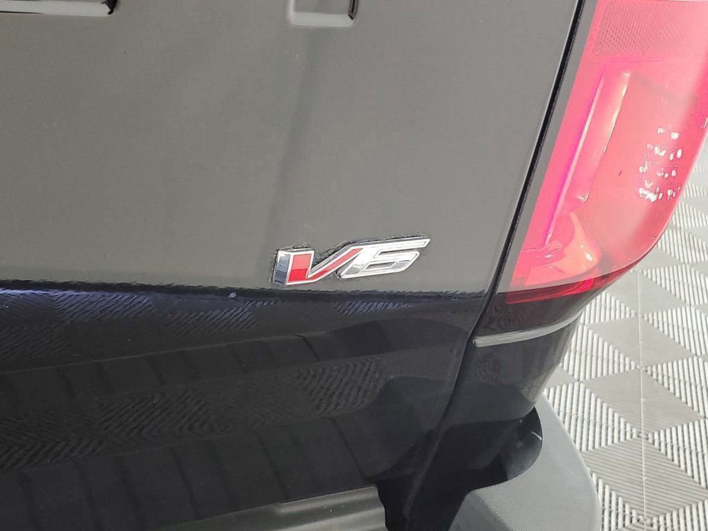 Used 2022 Chevrolet Colorado Z71 w/ Z71 Midnight Edition image 31