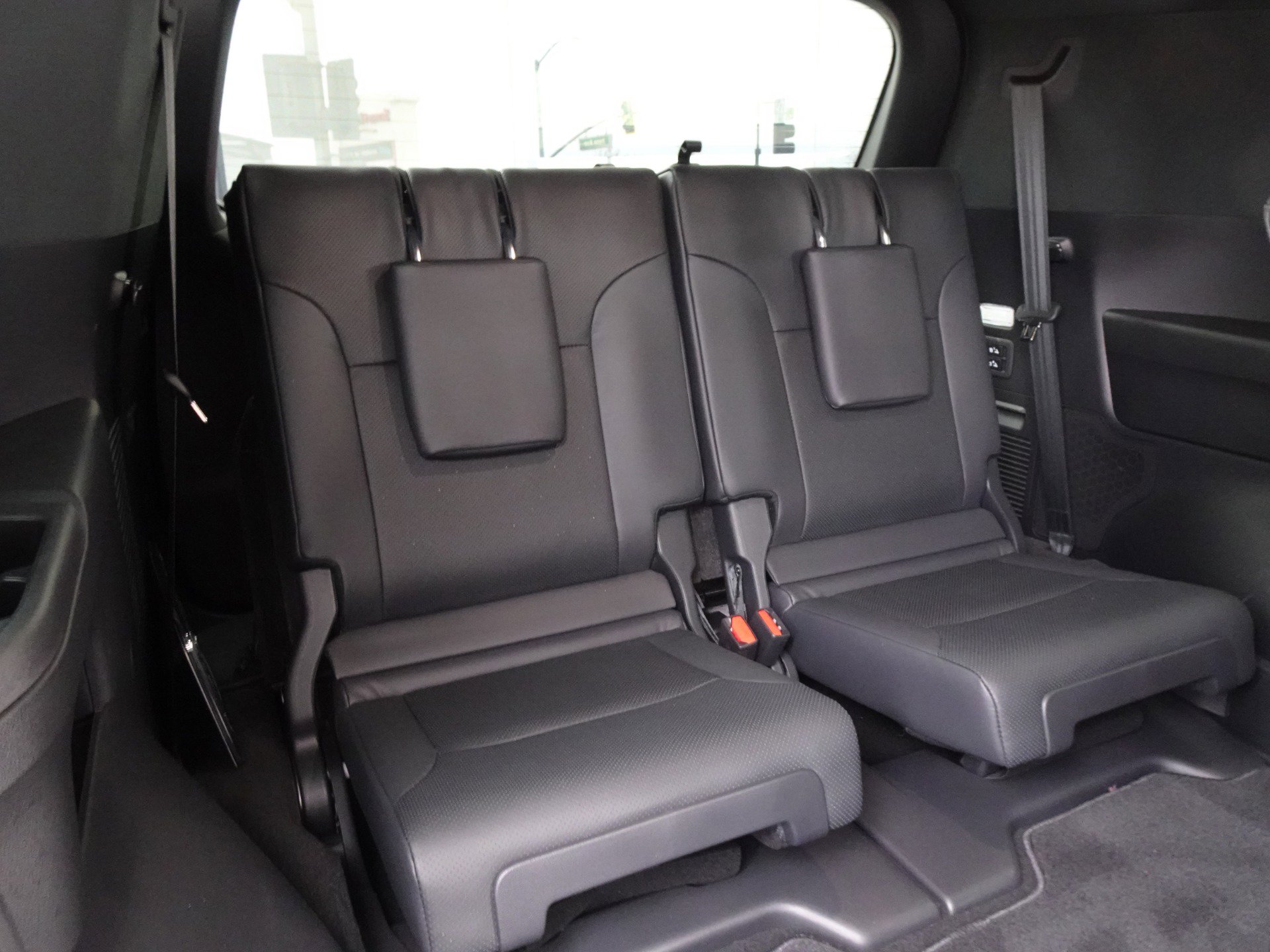Used 2024 Lexus LX 600 F Sport AWD/4WD image 21