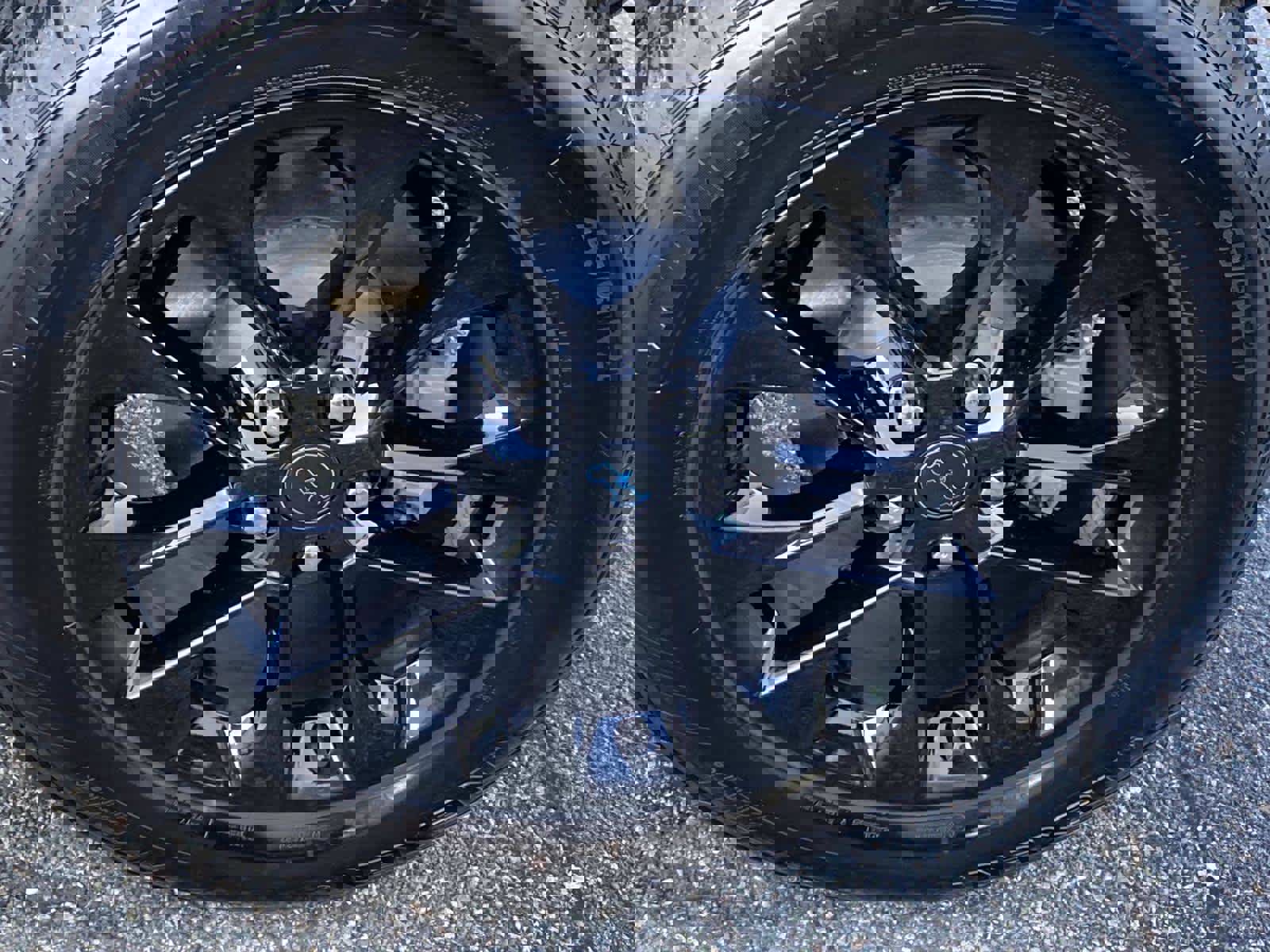 Used 2024 Jeep Wrangler Sahara w/ Technology Group image 31