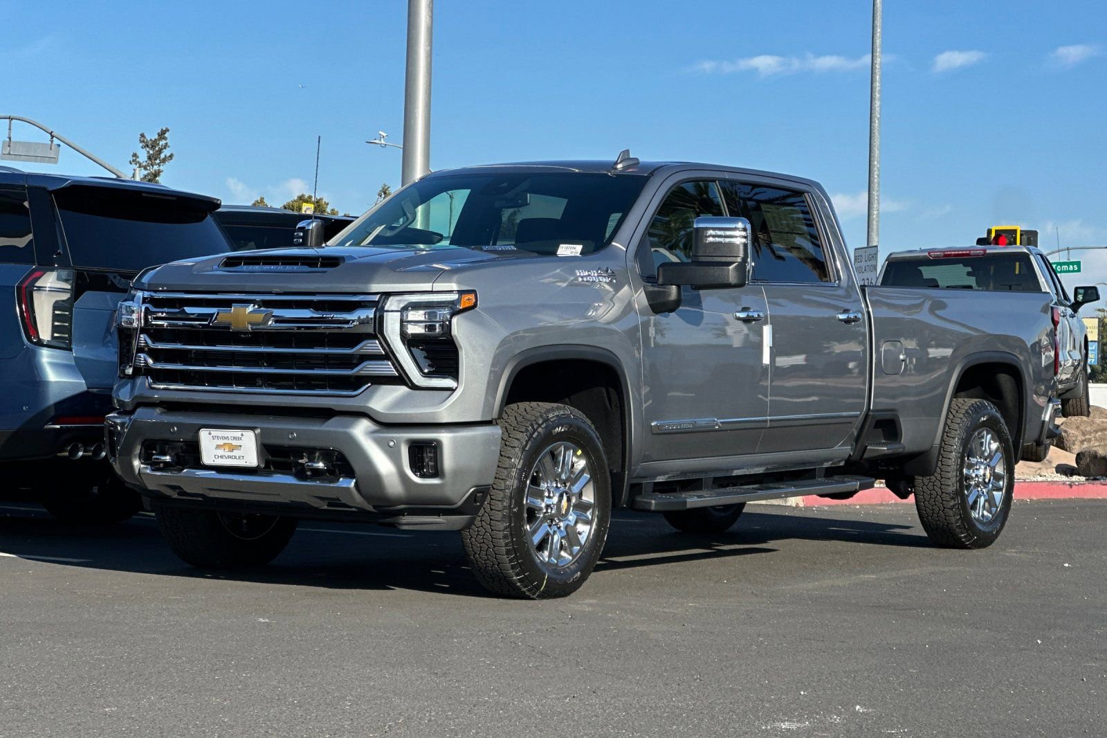New 2026 Chevrolet Silverado 2500 High Country w/ Max Trailering Package image 7