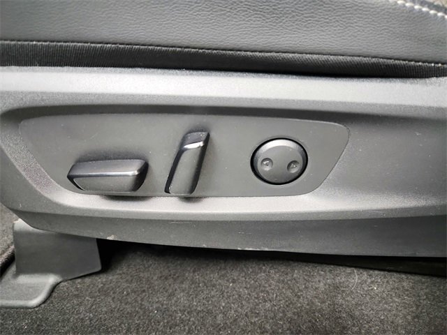 Used 2025 Nissan Pathfinder SL w/ SL Premium Package image 20