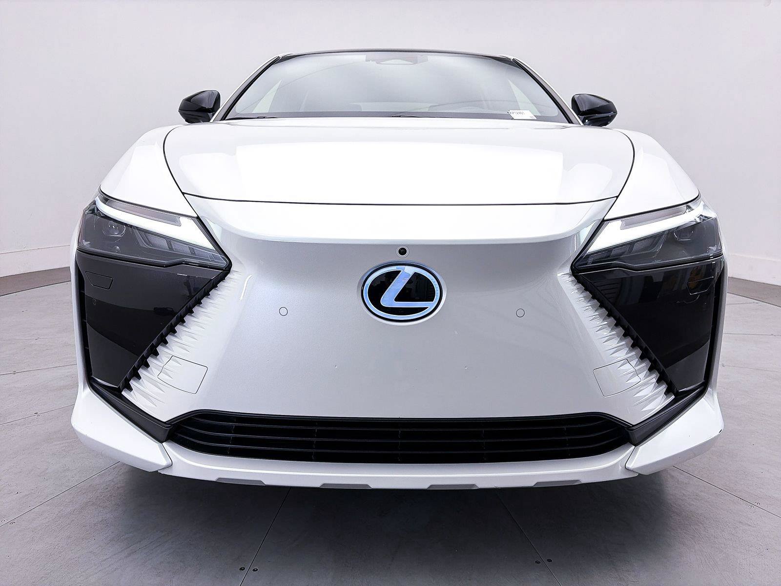 Used 2023 Lexus RZ 450e Premium w/ Technology Package AWD/4WD image 13