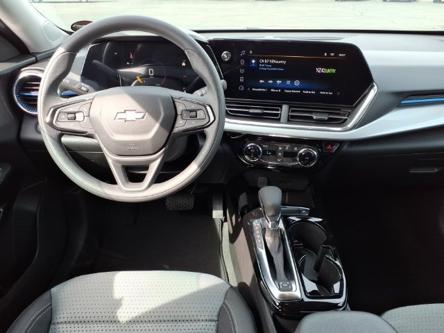 New 2026 Chevrolet Trax LT FWD image 13