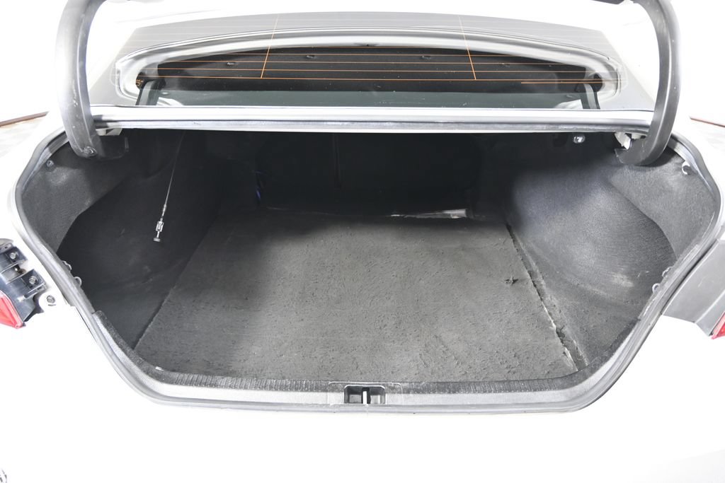 Used 2022 Toyota Camry XSE FWD image 16