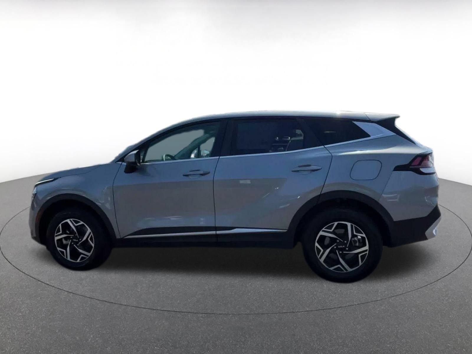 Used 2023 Kia Sportage LX AWD/4WD image 8