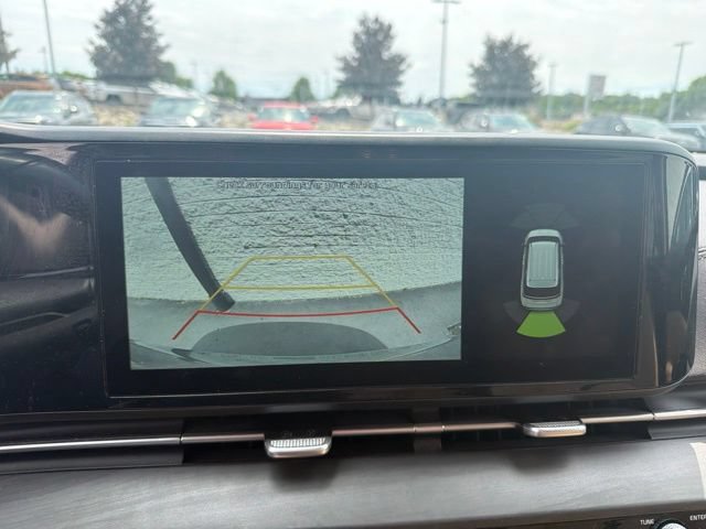 Used 2022 Kia Carnival EX FWD image 13