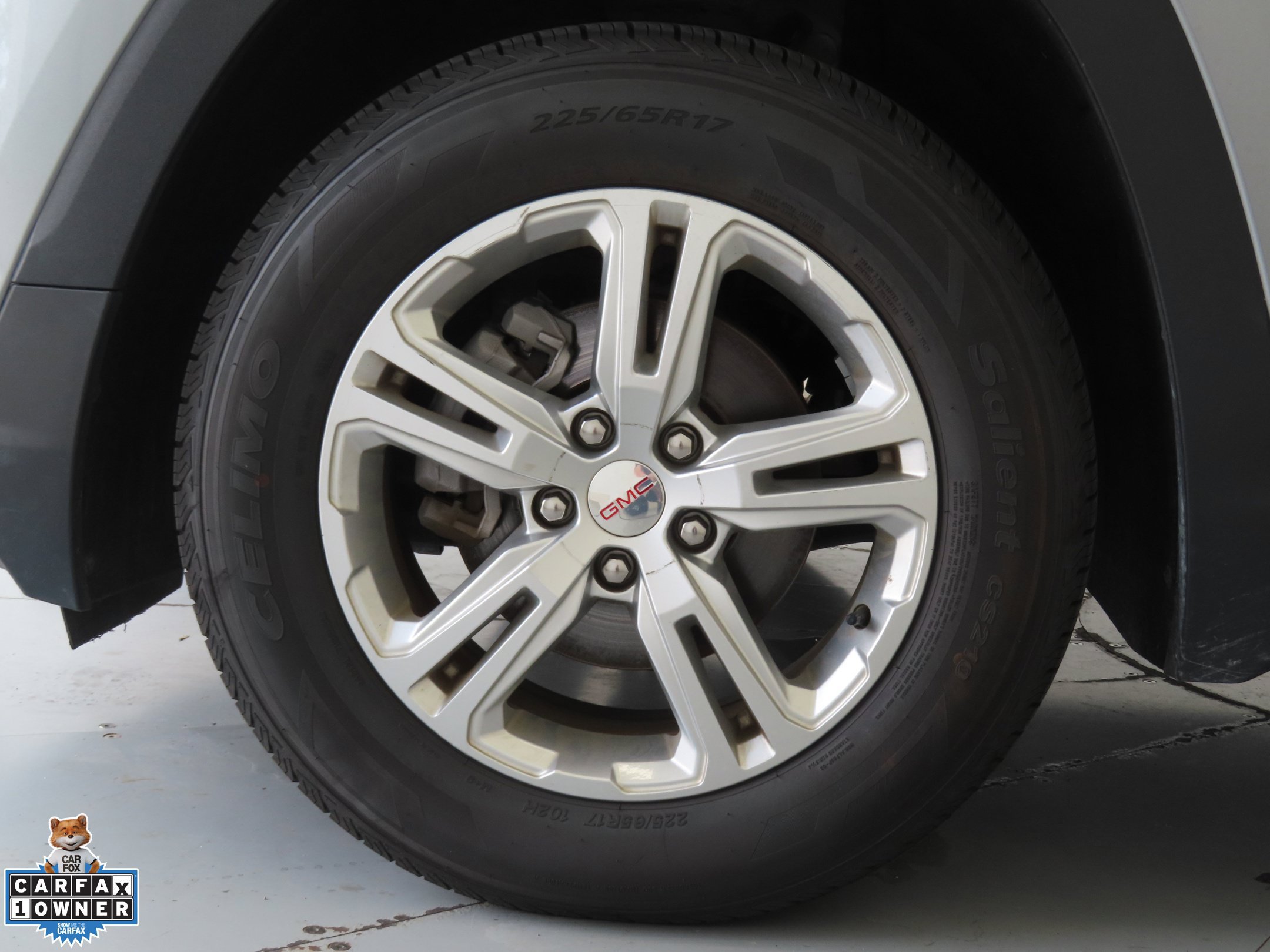 Used 2024 GMC Terrain SLE AWD/4WD image 27