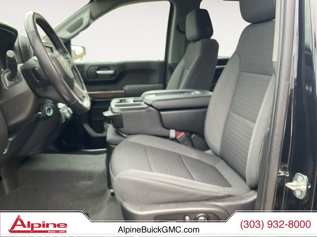 Used 2021 Chevrolet Silverado 1500 LT AWD/4WD image 9