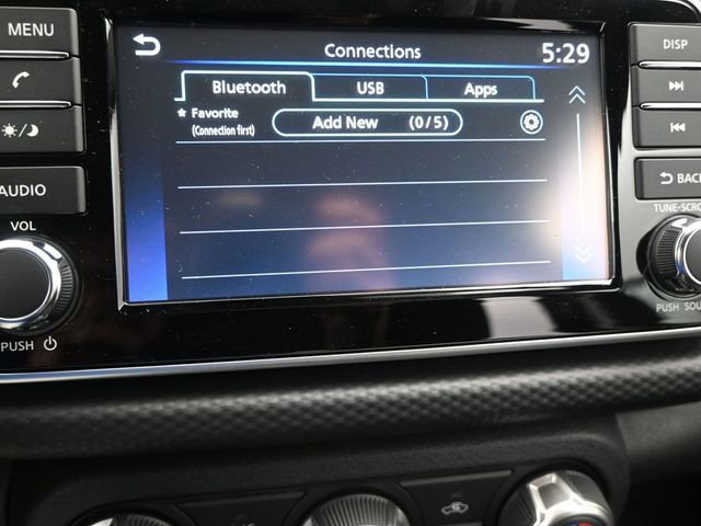 Used 2025 Nissan Kicks Play S image 18