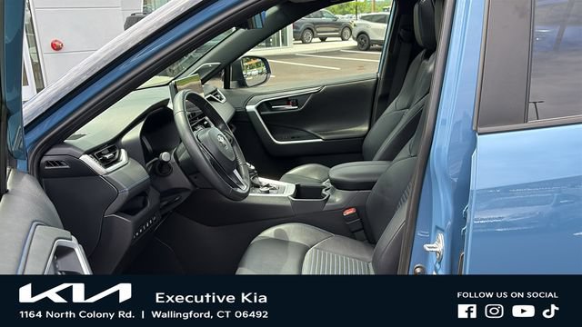 Used 2023 Toyota RAV4 XSE AWD/4WD image 9