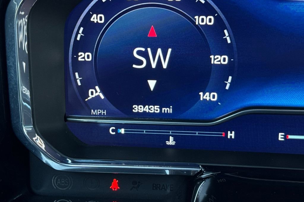 Certified 2024 Chevrolet Silverado 2500 ZR2 w/ ZR2 Bison Edition AWD/4WD image 31