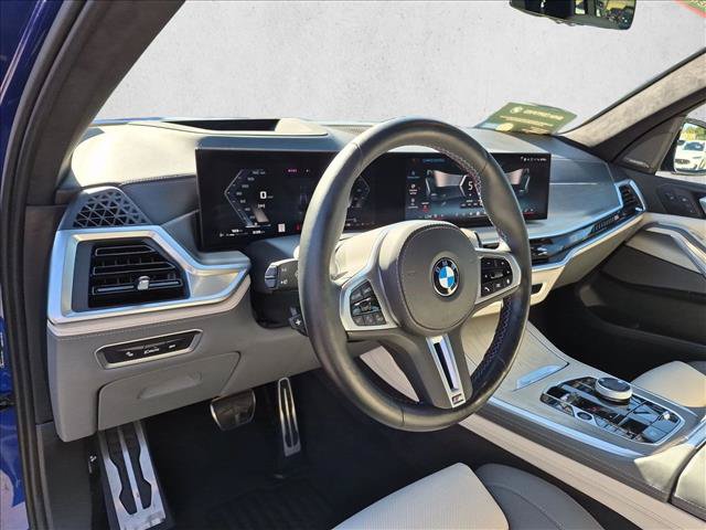 Certified 2025 BMW X7 M60i AWD/4WD image 10