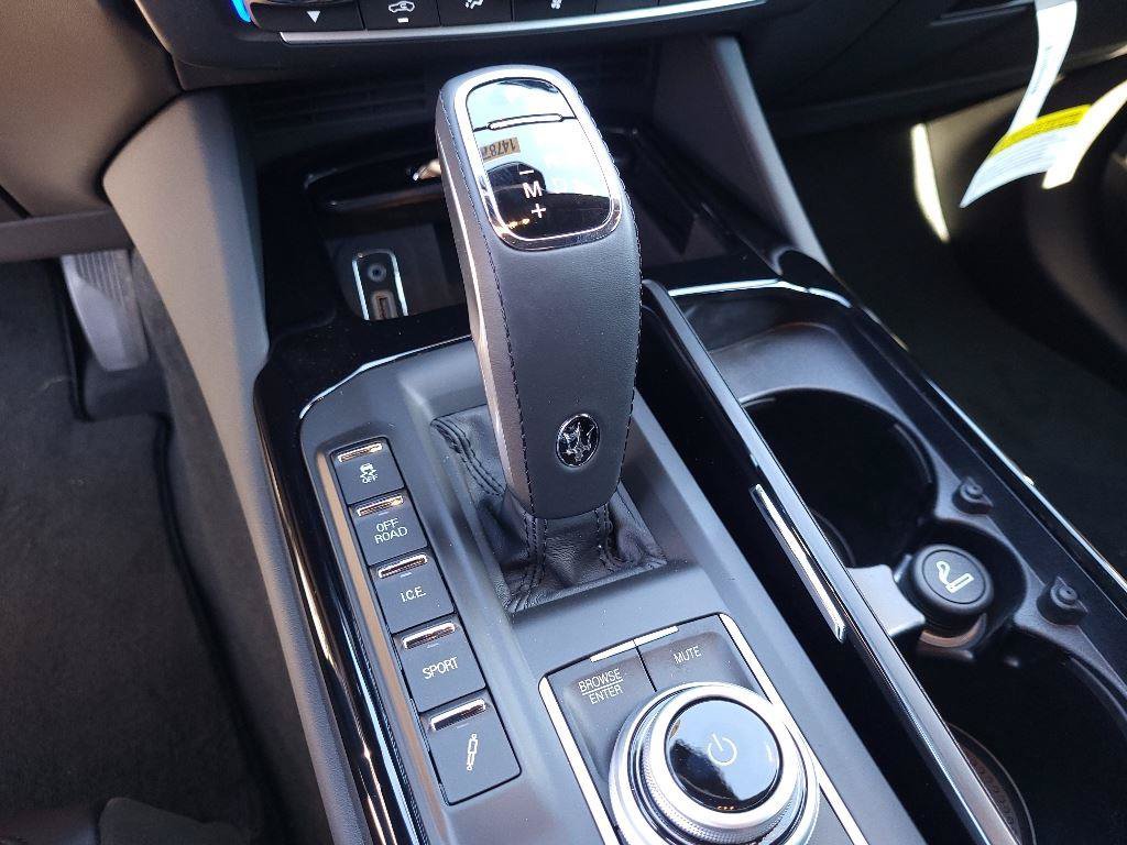 Used 2024 Maserati Levante Modena Ultima AWD/4WD image 14