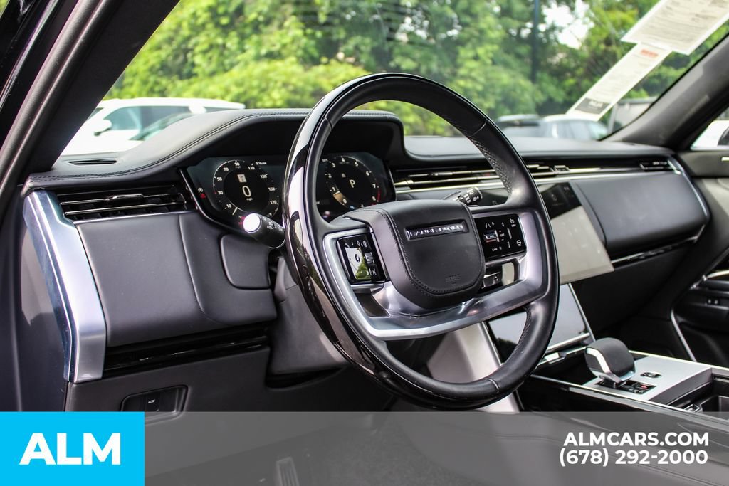 Used 2024 Land Rover Range Rover Long Wheelbase SE AWD/4WD image 33