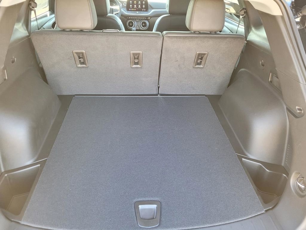 New 2026 Chevrolet Blazer LT w/ Midnight/Sport Edition image 7