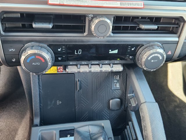New 2026 Toyota 4Runner TRD Off-Road Premium AWD/4WD image 18