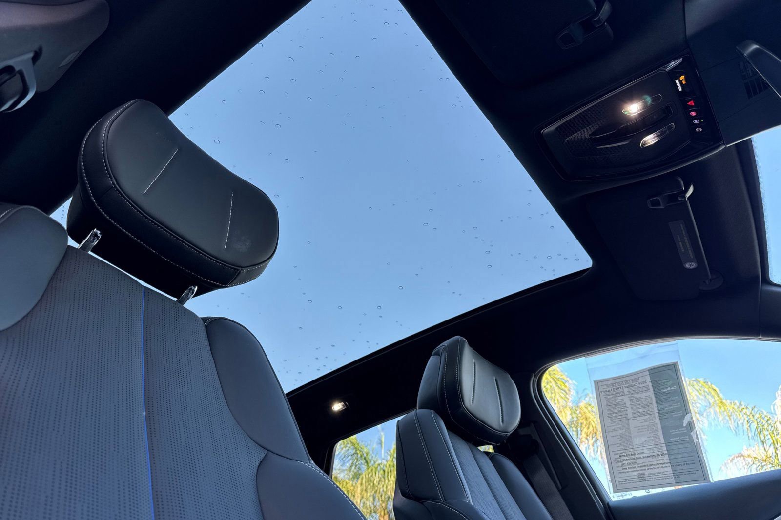 Certified 2024 Cadillac Lyriq Luxury AWD/4WD image 18