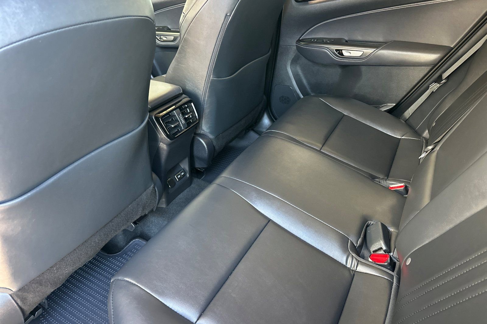 Used 2025 Lexus NX 350 AWD w/ Cold Area Package image 9