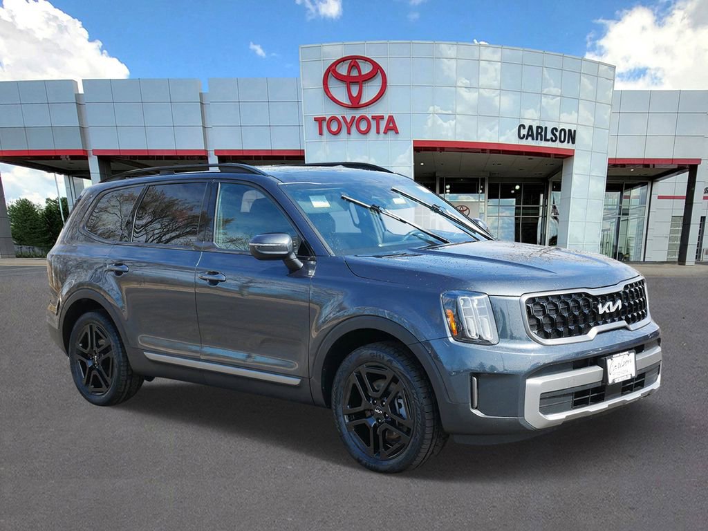 Used 2023 Kia Telluride EX X-Line image 2