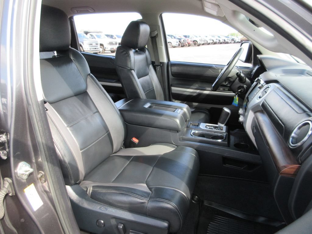 Used 2018 Toyota Tundra Limited AWD/4WD image 23