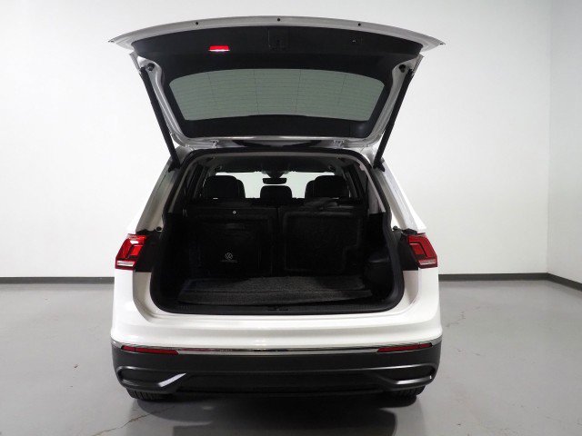 Used 2022 Volkswagen Tiguan SE FWD image 36