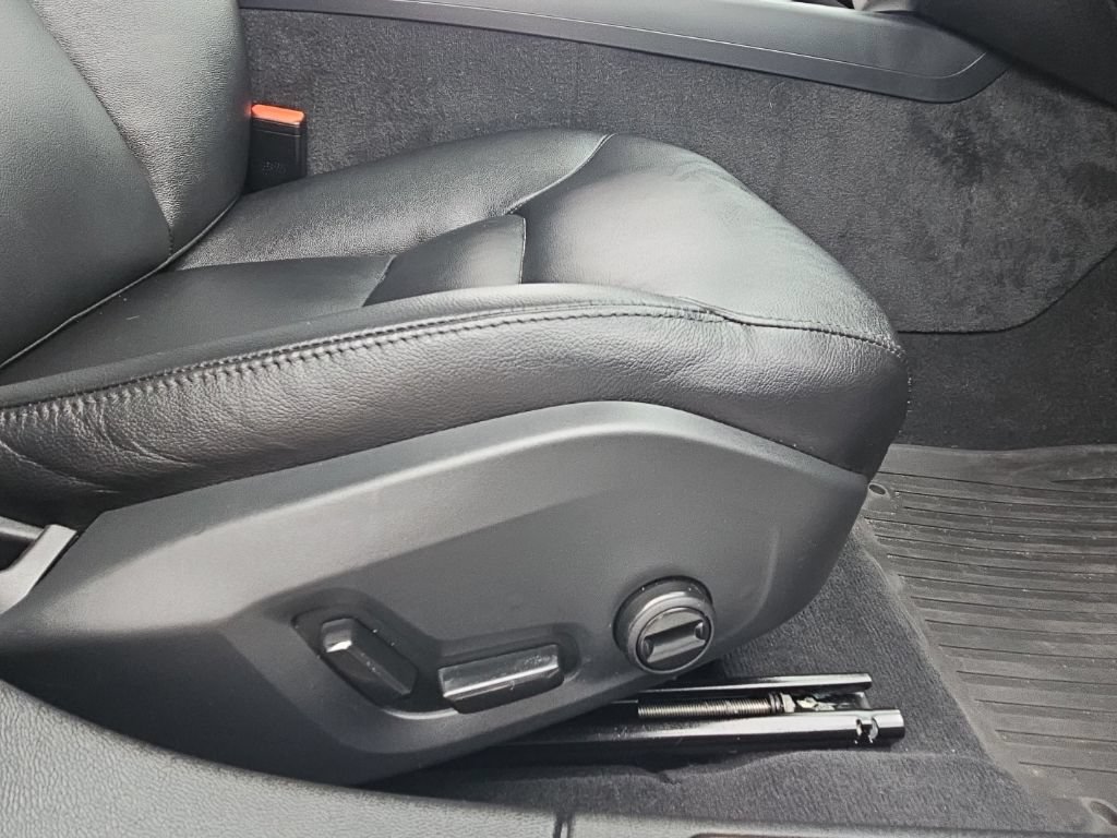 Used 2024 Volvo S60 B5 Core AWD/4WD image 26