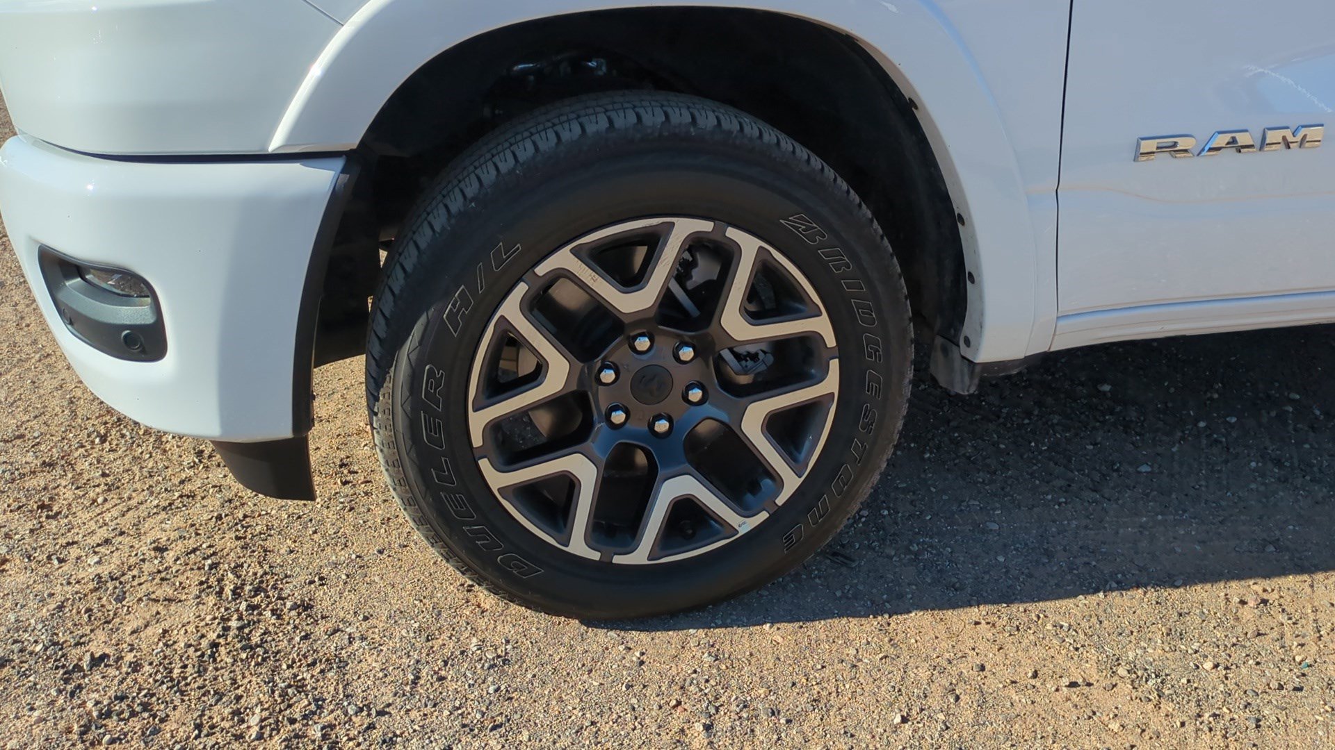 Used 2025 RAM 1500 Laramie w/ Sport Appearance Package image 11