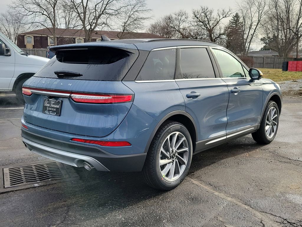 New 2026 Lincoln Corsair Premiere image 4