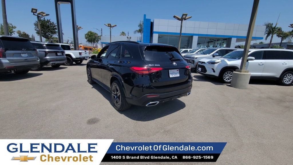Used 2025 Mercedes-Benz GLC 300 image 6