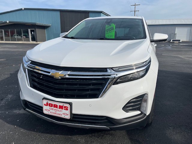 Used 2022 Chevrolet Equinox LT image 2