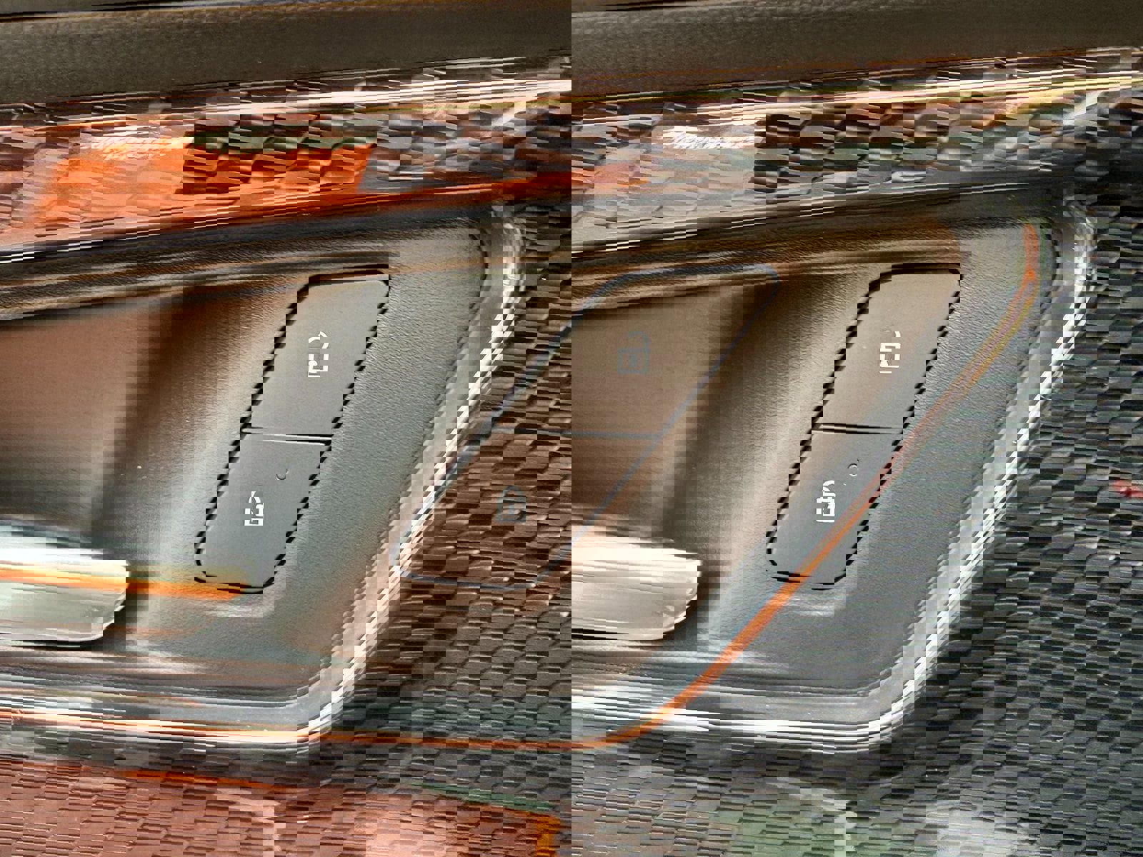 New 2025 Chevrolet Blazer EV LT w/ Super Cruise Package image 38