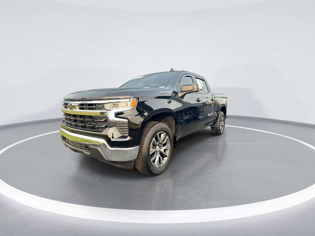 Used 2025 Chevrolet Silverado 1500 LT image 4
