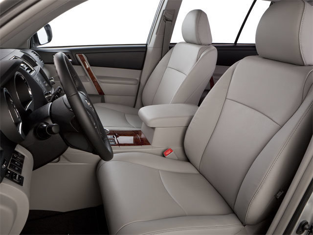 Used 2013 Toyota Highlander SE AWD/4WD image 8