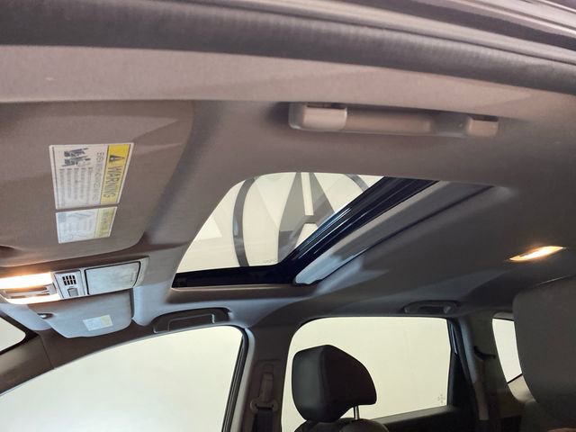 Used 2022 Honda CR-V Touring image 9