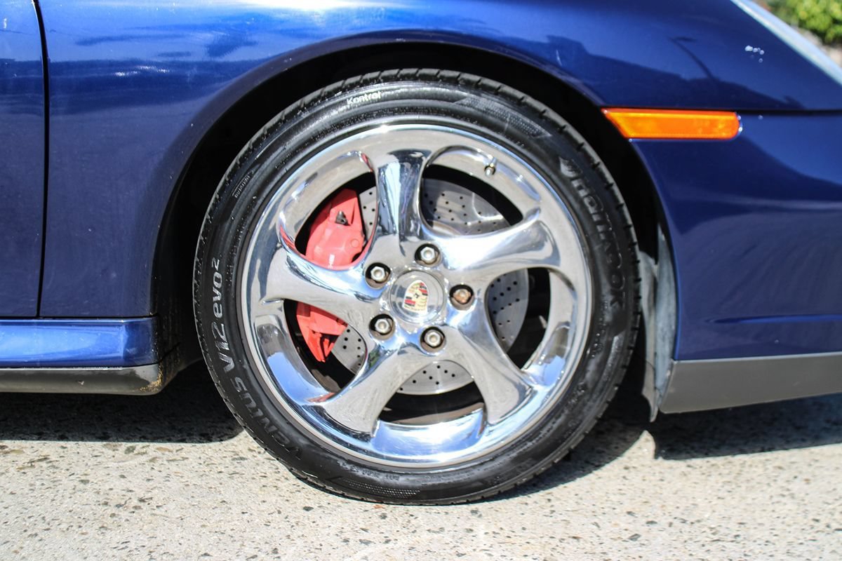 Used 2002 Porsche 911 Carrera 4S AWD/4WD image 10