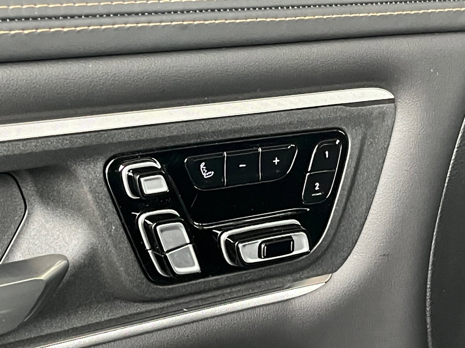 New 2026 RAM 1500 Tungsten w/ Bed Utility Group image 13