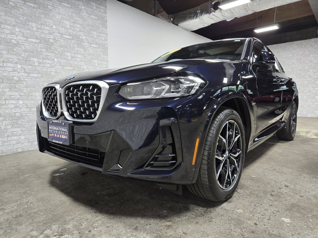 Used 2023 BMW X4 xDrive30i w/ M Sport Package image 5