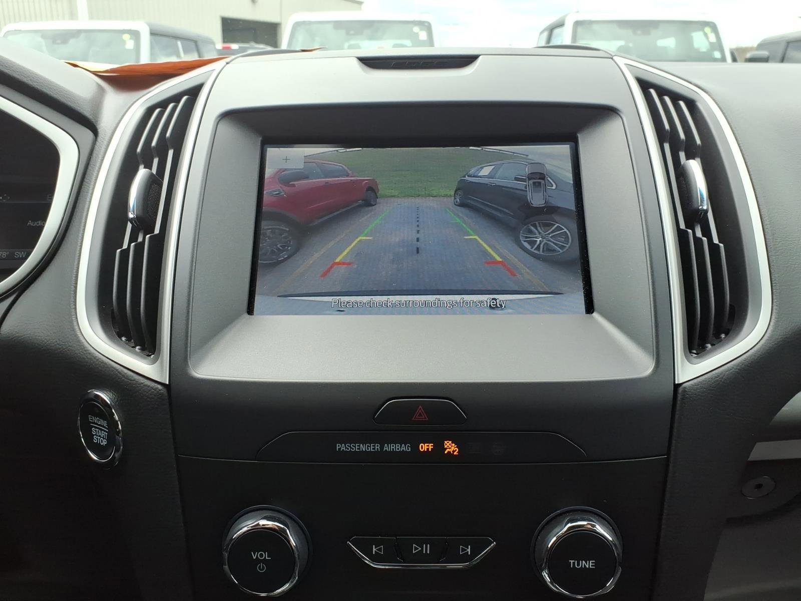 Used 2020 Ford Edge SEL w/ Convenience Package image 12